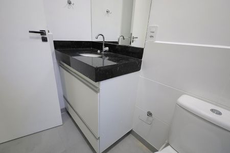 Casa para alugar com 130m², 2 quartos e 2 vagasBanheiro Suíte