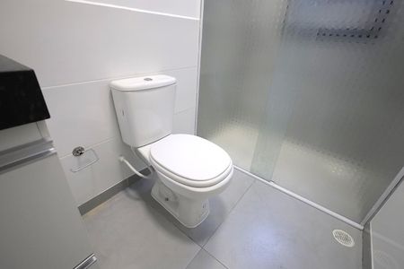 Casa para alugar com 130m², 2 quartos e 2 vagasBanheiro Suíte