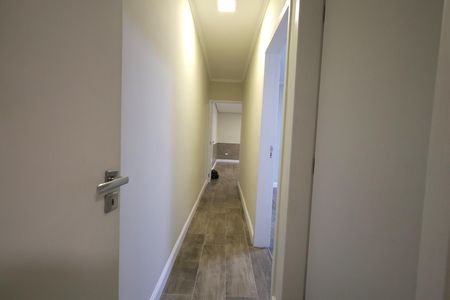 Casa para alugar com 130m², 2 quartos e 2 vagasCorredor