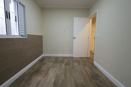 Casa para alugar com 130m², 2 quartos e 2 vagasQuarto 1