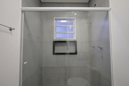 Casa para alugar com 130m², 2 quartos e 2 vagasBanheiro 1