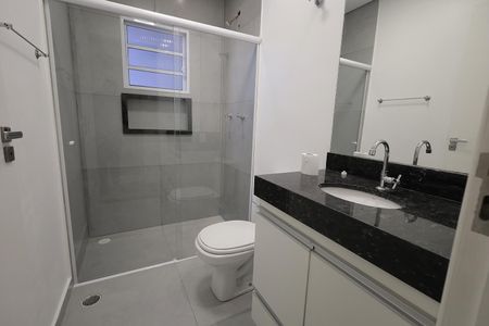 Casa para alugar com 130m², 2 quartos e 2 vagasBanheiro 1