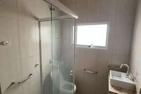 Casa à venda com 126m², 4 quartos e 2 vagas