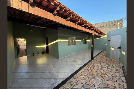 Casa para alugar com 115m², 3 quartos e 2 vagasÁrea comum