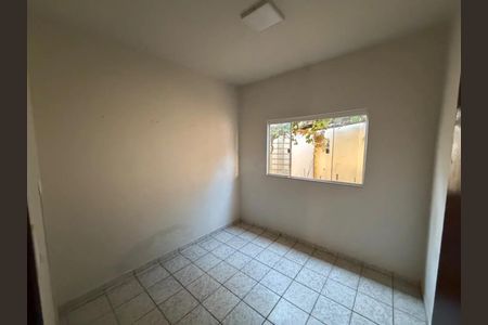 Quarto 3 de casa para alugar com 3 quartos, 115m² em Santa Mônica, Uberlândia