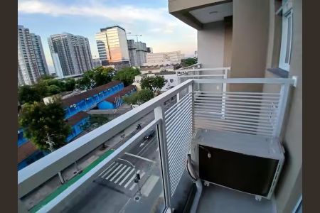 Apartamento para alugar com 45m², 2 quartos e sem vagaVaranda