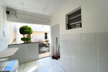 Área de Serviço de casa à venda com 5 quartos, 280m² em Indaiá, Belo Horizonte