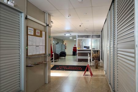 Hall de entrada de kitnet/studio para alugar com 1 quarto, 30m² em Liberdade, São Paulo