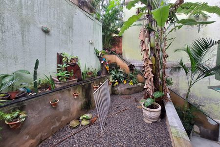 Quintal de casa para alugar com 2 quartos, 120m² em São Gonçalo, São Gonçalo