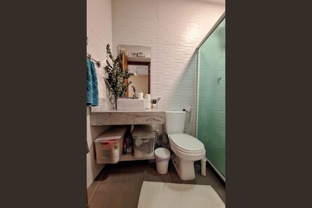 Casa para alugar com 120m², 2 quartos e 2 vagas Casa para alugar com 120m², 2 quartos e 2 vagasBanheiro da Suíte 2