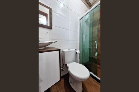 Casa para alugar com 120m², 2 quartos e 2 vagas Casa para alugar com 120m², 2 quartos e 2 vagasBanheiro da Suíte 1