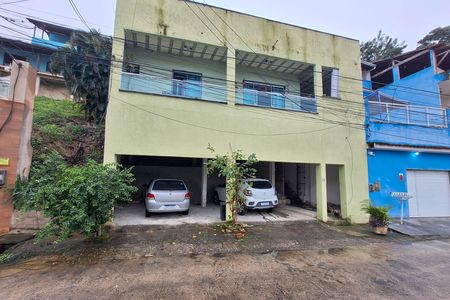 Casa para alugar com 120m², 2 quartos e 2 vagas Casa para alugar com 120m², 2 quartos e 2 vagasFachada