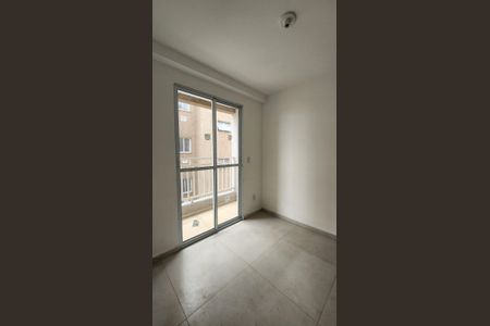 Apartamento para alugar com 66m², 2 quartos e sem vaga Apartamento para alugar com 66m², 2 quartos e sem vagaVaranda