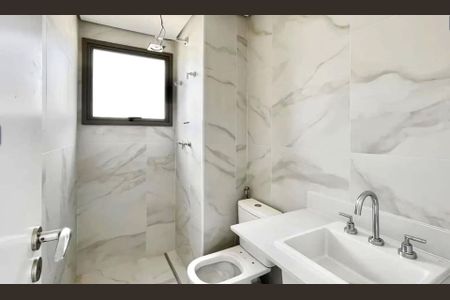 Banheiro de apartamento à venda com 3 quartos, 123m² em Jardim Aurelia, São Paulo