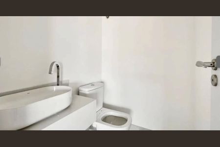 Banheiro de apartamento à venda com 3 quartos, 123m² em Jardim Aurelia, São Paulo