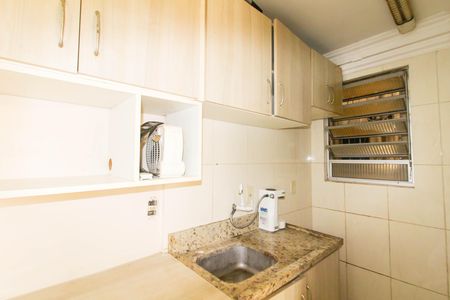 Cozinha de apartamento à venda com 2 quartos, 41m² em Mato Grande, Canoas