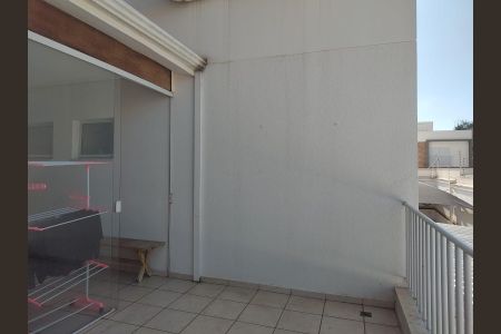 Apartamento para alugar com 85m², 3 quartos e 2 vagasVaranda