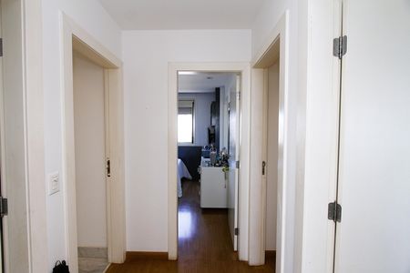 Apartamento para alugar com 183m², 4 quartos e 4 vagasCorredor