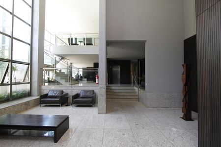 Apartamento para alugar com 183m², 4 quartos e 4 vagasHall de entrada