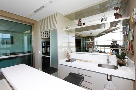Apartamento para alugar com 183m², 4 quartos e 4 vagasVaranda da Sala