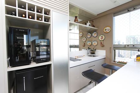 Apartamento para alugar com 183m², 4 quartos e 4 vagasVaranda da Sala