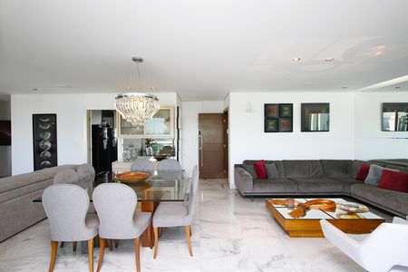 Apartamento para alugar com 183m², 4 quartos e 4 vagasSala