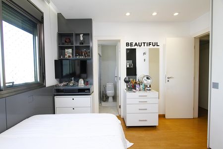 Apartamento para alugar com 183m², 4 quartos e 4 vagasQuarto 3 - Suíte