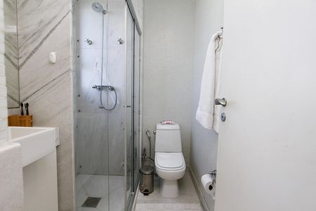 Apartamento para alugar com 183m², 4 quartos e 4 vagasBanheiro do Quarto 3