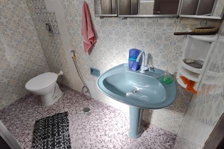 Casa à venda com 104m², 2 quartos e 1 vagaBanheiro