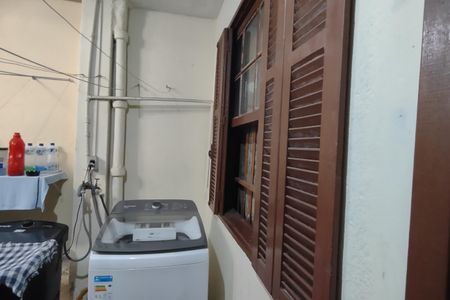 Casa à venda com 104m², 2 quartos e 1 vagaÁrea de Serviço