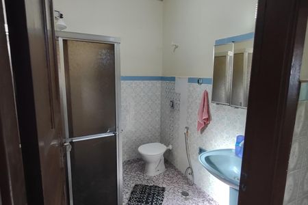 Casa à venda com 104m², 2 quartos e 1 vagaBanheiro