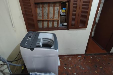Casa à venda com 104m², 2 quartos e 1 vagaÁrea de Serviço