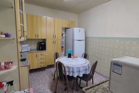 Casa à venda com 104m², 2 quartos e 1 vagaCozinha