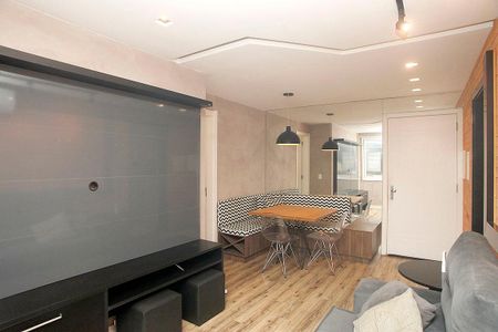 Sala de apartamento para alugar com 2 quartos, 56m² em Medianeira, Porto Alegre