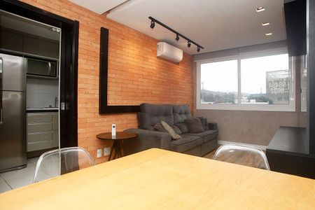 Sala de apartamento para alugar com 2 quartos, 56m² em Medianeira, Porto Alegre