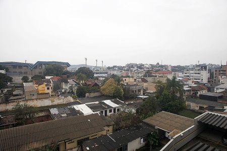 Sala Vista de apartamento para alugar com 2 quartos, 56m² em Medianeira, Porto Alegre