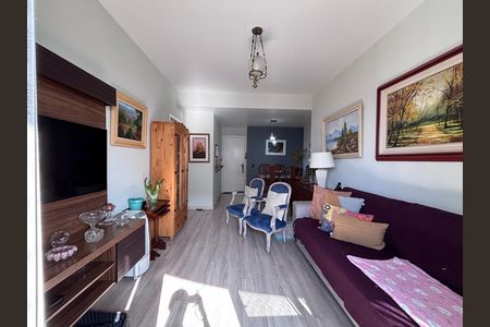 Apartamento para alugar com 66m², 2 quartos e 1 vaga Apartamento para alugar com 66m², 2 quartos e 1 vagaSala