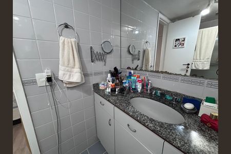 Banheiro do Quarto 1 de apartamento para alugar com 2 quartos, 66m² em Recreio dos Bandeirantes, Rio de Janeiro