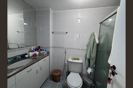 Apartamento para alugar com 66m², 2 quartos e 1 vaga Apartamento para alugar com 66m², 2 quartos e 1 vagaBanheiro do Quarto 1
