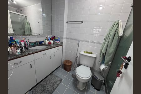 Apartamento para alugar com 66m², 2 quartos e 1 vaga Apartamento para alugar com 66m², 2 quartos e 1 vagaBanheiro do Quarto 1
