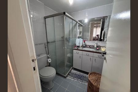 Apartamento para alugar com 66m², 2 quartos e 1 vaga Apartamento para alugar com 66m², 2 quartos e 1 vagaBanheiro