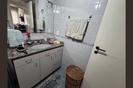 Apartamento para alugar com 66m², 2 quartos e 1 vaga Apartamento para alugar com 66m², 2 quartos e 1 vagaBanheiro