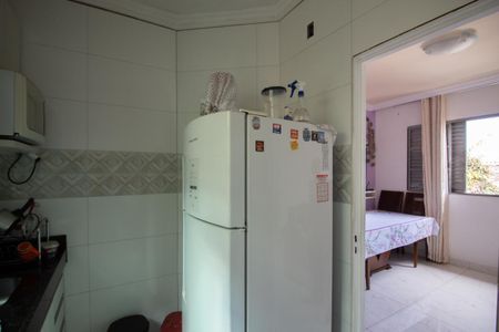 Cozinha de apartamento à venda com 2 quartos, 55m² em Planalto, Belo Horizonte