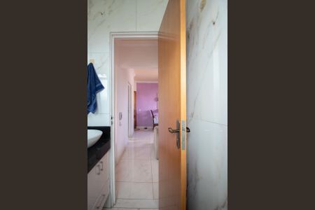 Apartamento à venda com 55m², 2 quartos e 1 vaga Apartamento à venda com 55m², 2 quartos e 1 vagaBanheiro