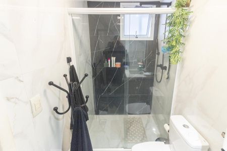 Apartamento à venda com 84m², 3 quartos e 2 vagas Apartamento à venda com 84m², 3 quartos e 2 vagasBanheiro da Suíte