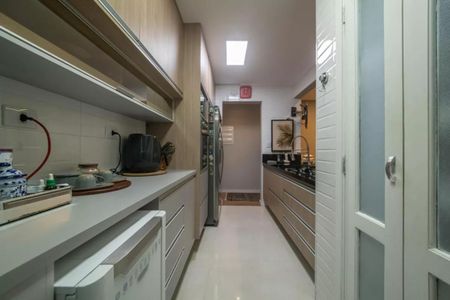 Foto 21 de apartamento à venda com 4 quartos, 180m² em Vila Gumercindo, São Paulo