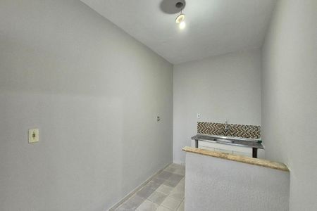 Casa para alugar com 50m², 2 quartos e 1 vagaCozinha 