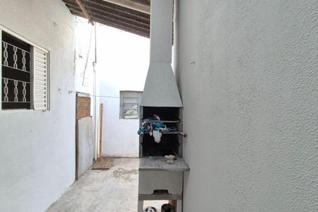 Casa para alugar com 50m², 2 quartos e 1 vagaÁrea comum - Churrasqueira