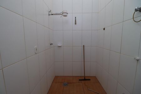 Casa para alugar com 698m², 4 quartos e sem vagaBanheiro social 