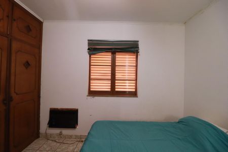 Casa para alugar com 698m², 4 quartos e sem vagaQuarto 1